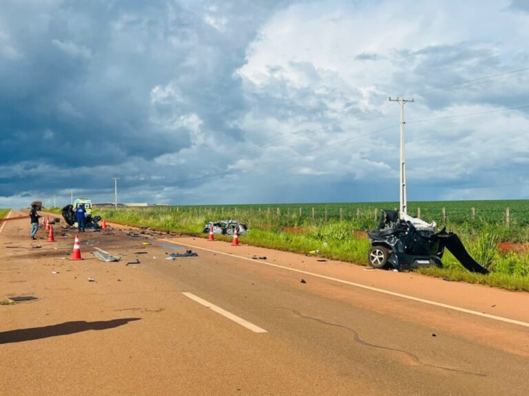 TRAGÉDIA – Seis pessoas morrem em grave acidente próximo ao Mineirinho