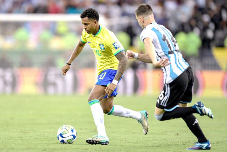 Argentina continua no topo: Brasil cai para a 5ª posição do ranking de seleções da Fifa